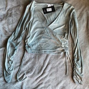 Fashion nova crop top